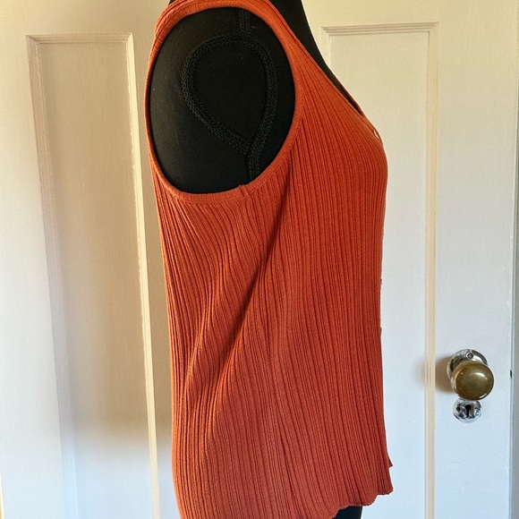 6 for $25 - NWOT Ava James Ribbed Tank - Picture 2 of 4